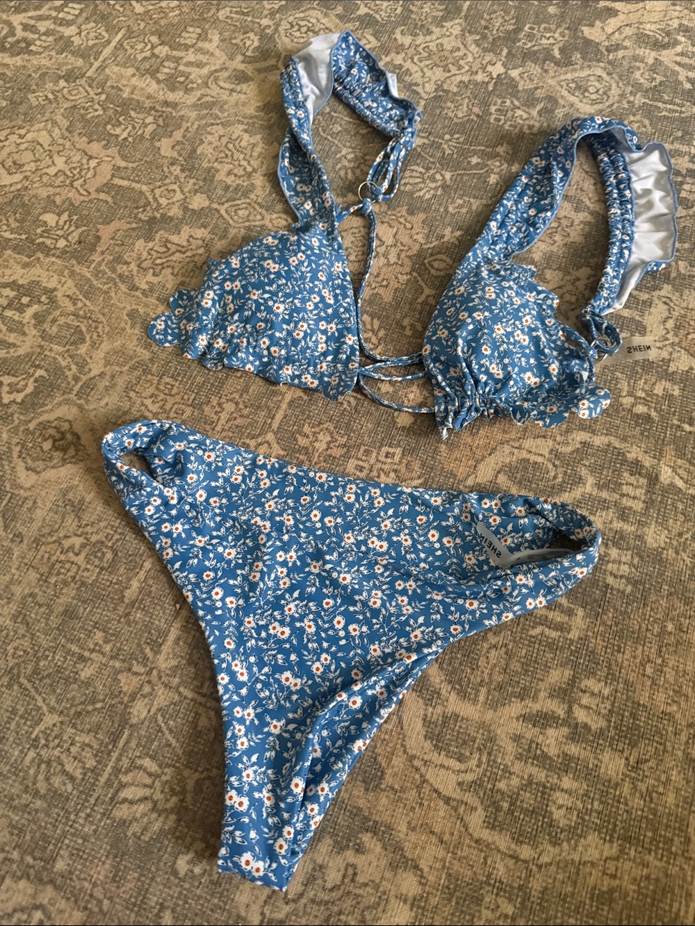 SHEIN Daisy Bikini Set